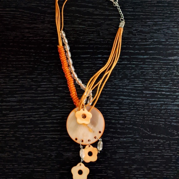 Handmade Shell Necklace - Picture 3 of 6